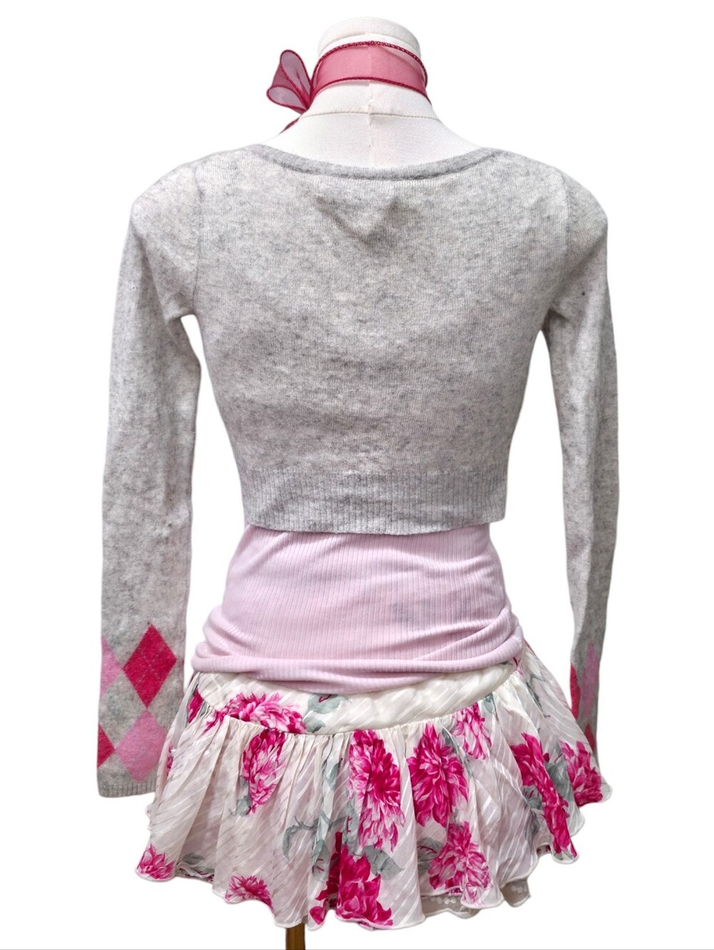 Abercrombie vintage Cashmere wool blend cropped button up cardigan with pink - Picture 3 of 7